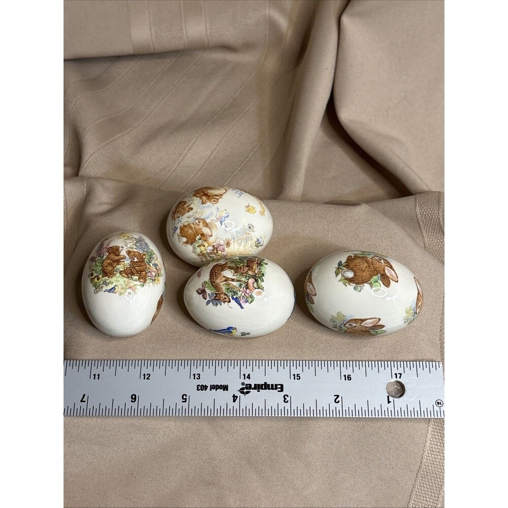 The Egg Lady VTG 4 Flat Bottom Eggs Deer, Bunnies & Bear Designs Porcelain
